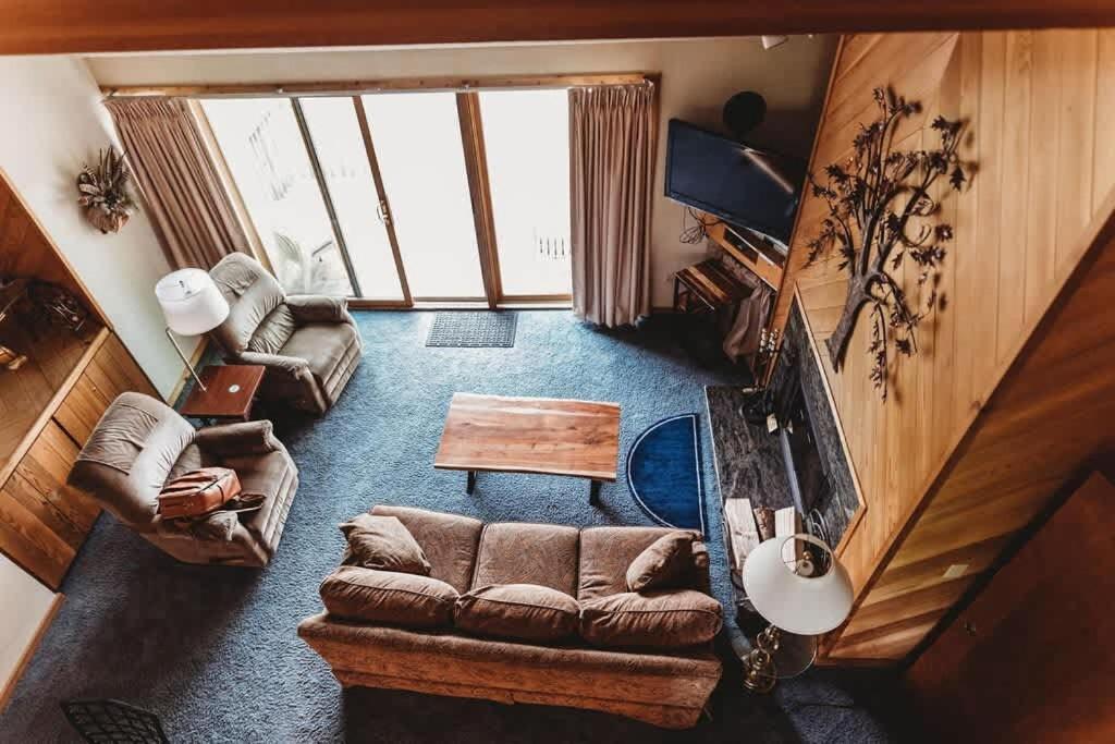 Top Floor Luxury, Sauna, Private Pool, Lake Bellaire Beach, 5 Beds, 4 Full Bath מראה חיצוני תמונה