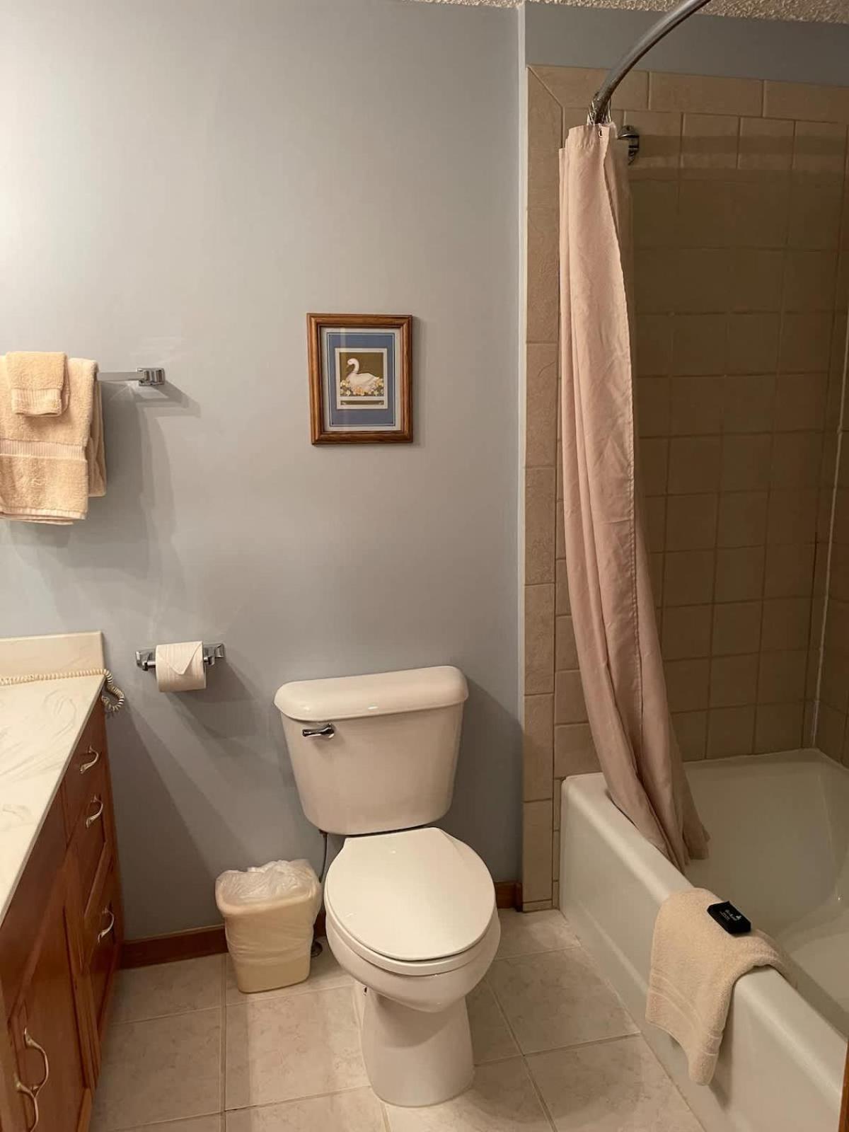 Top Floor Luxury, Sauna, Private Pool, Lake Bellaire Beach, 5 Beds, 4 Full Bath מראה חיצוני תמונה